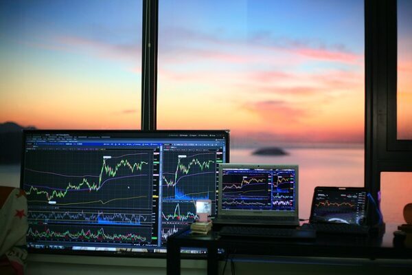 Acar Menkul’ün raporunda BİST 100 endeksinin, perşembe gününü yüzde 1.39