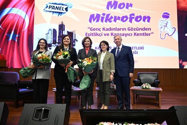 Genç Kadınların Gözünden Eşitlikçi ve Kapsayıcı Kentler” temasıyla düzenlenen panele