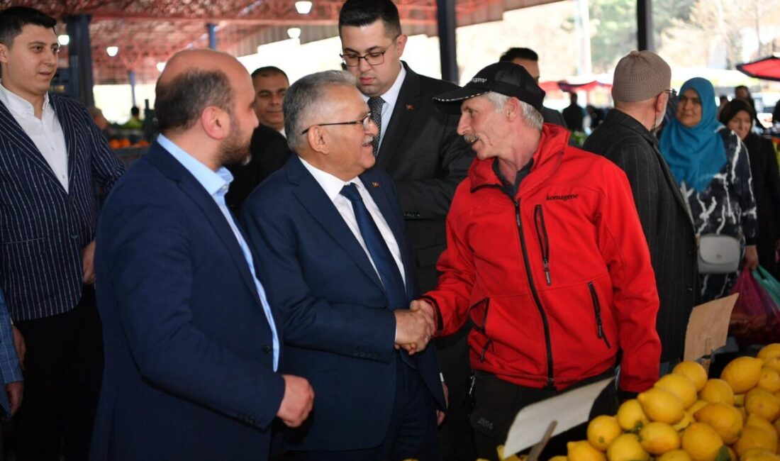 AK Parti İl Başkanı Hüseyin Okandan ile birlikte Hürriyet Mahallesi’ne