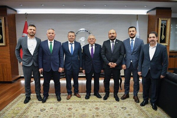 Kent genelinde kamu kurum ve kuruluşları, sivil toplum teşkilatları, oda