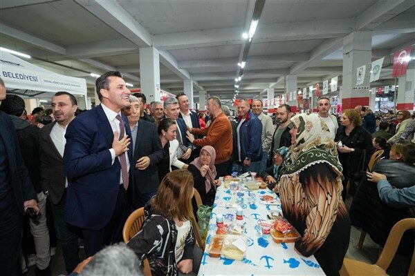 Ramazan ayının birlik ve beraberlik duygusunu pekiştirdiğini vurgulayan Başkan Ferdi