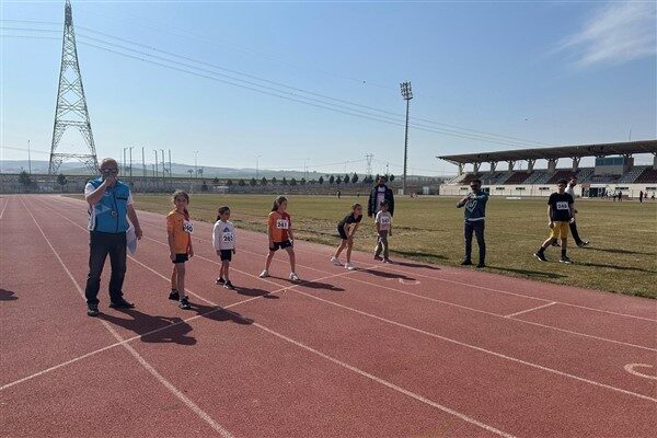 Türkiye genelinde ‘Triatlon Performans Testi’nde Batman’ın ilk 5’te olduğunu belirten