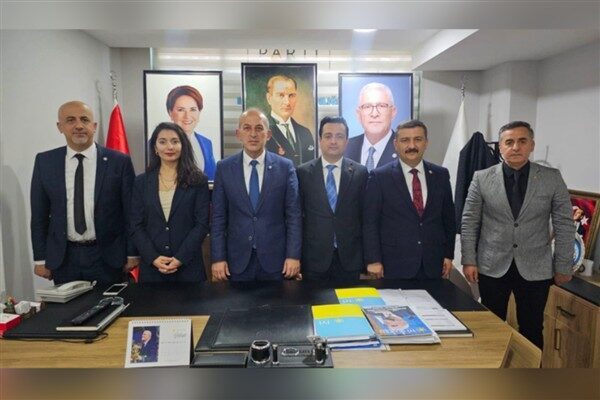Bursa Trabzon Dernekleri Federasyonu Genel Başkanı Engin Tokgöz ve heyeti,