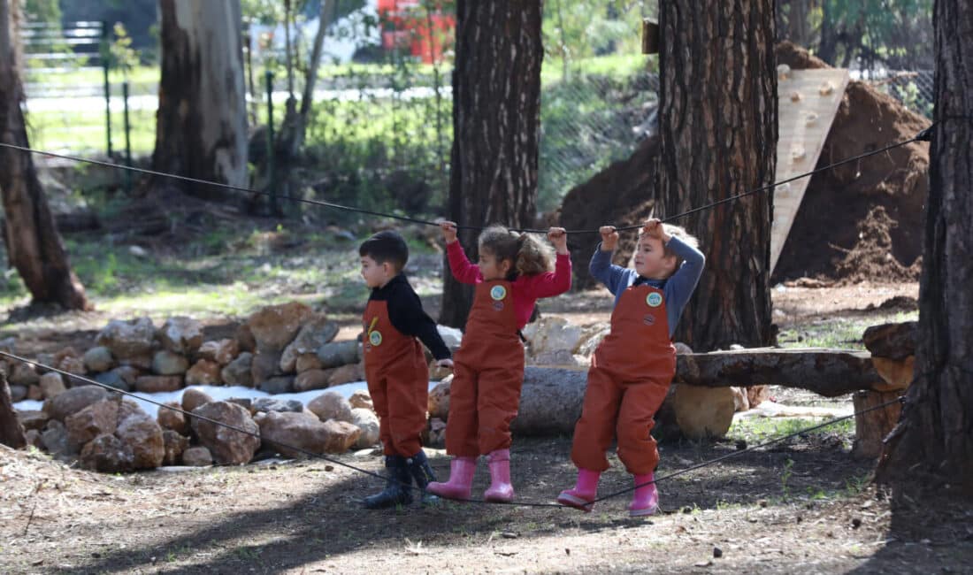Marmaris’te Tıbbi Bitkiler Koleksiyon Bahçesi’nin yanında, çam ağaçlarıyla çevrili 20