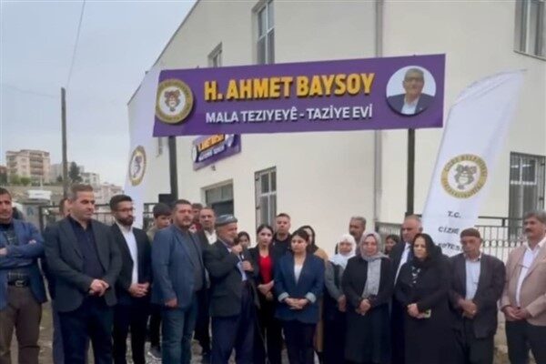 Açılışa, bölgenin önemli siyasi ve sivil toplum temsilcileri ile çok