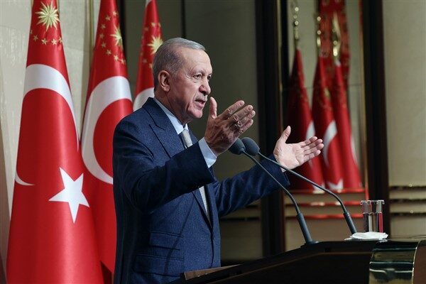 Cumhurbaşkanı Erdoğan'ın konuşmasından bazı satır başları şöyle: "Kalplerimize huzur, işlerimize