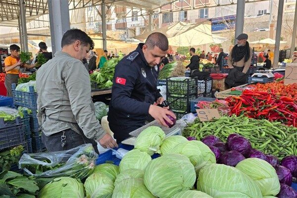 Gıda üretim ve satış yerleri, depolar, çarşı pazar düzeni başta