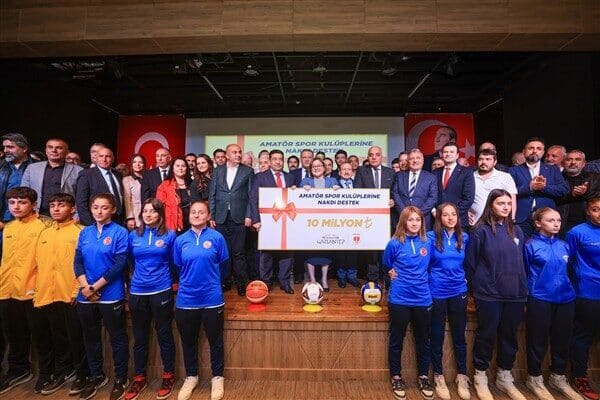 25 Aralık Kahramanlık Panoraması ve Müzesi’nde büyükşehir belediyesi, kentteki amatör
