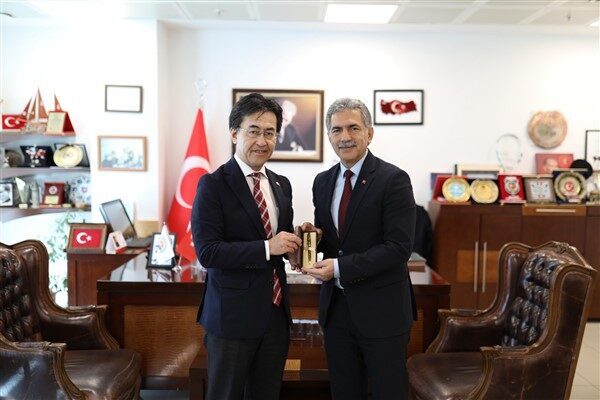 Daha önce Japonya’nın Nanao kenti ile kardeş şehir protokolü imzalayan