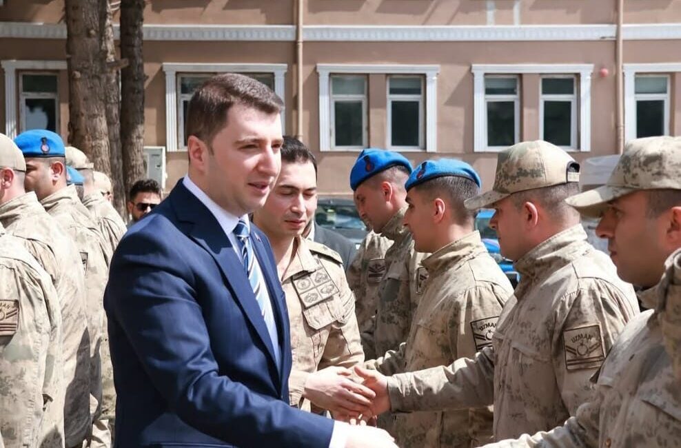 Başkan Mehmetoğlu, İlçe Emniyet Amirliği, İlçe Jandarma Komutanlığı ve İlçe