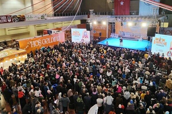 Kayseri Büyükşehir Belediyesi tarafından Ramazan Etkinlikleri kapsamında Sertaç Abi olarak