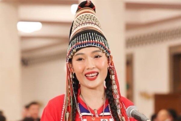 CGTN Muhabiri Damla Wu, Çin Halk Siyasi Danışma Konferansı Ulusal