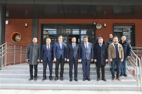 Kâğıthane Bilim Sanat Merkezi’nde çocuklar, hava ve uzay bilimlerinden robotik