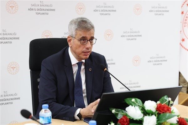 Sağlık Bakanı Dr. Kemal Memişoğlu, Türkiye genelinde ücretsiz olarak yürütülen kanser