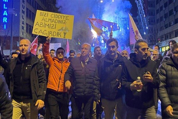 Memleket Partisi Genel Başkanı Muharrem İnce, Ekrem İmamoğlu’na destek olmak