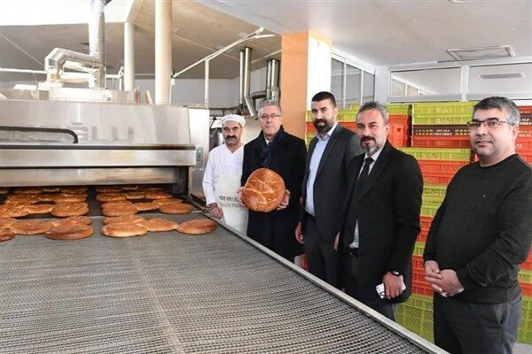 Muş Belediyesi Eş Başkanı Sırrı Söylemez, Ramazan ayı dolayısıyla Halk