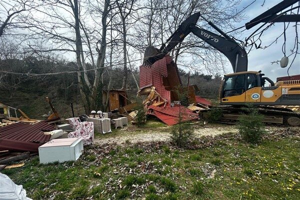 Edirne İl Özel İdaresi tarafından tespitleri yapılan kaçak ve ruhsatsız