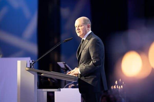 Almanya Başbakanı Scholz, ABD hükümetinin, cezalandırıcı tarifelere güvenerek ciddi bir