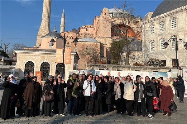 Yalova Belediyesi’nin düzenlediği bu etkinlik, vatandaşlar tarafından ilgi gördü. Katılımcılar,