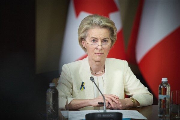 Leyen, Christopher Luxon ile telefon görüşmesi gerçekleştirdiğini bildirdi. Mayıs ayında
