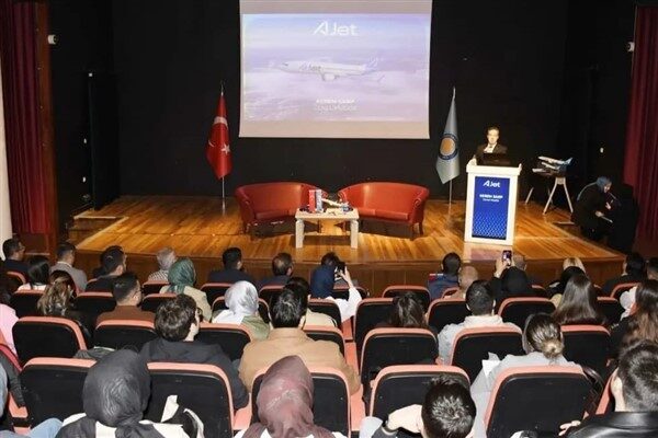 15 Temmuz Kültür ve Kongre Merkezi Celal Güzelses Salonu’nda gerçekleştirilen