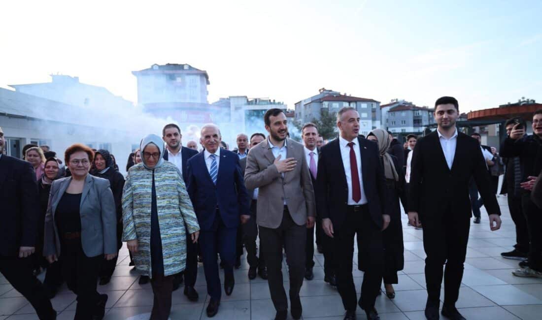 Bu kapsamda, İstanbul’un 39 ilçesinde gerçekleştirilecek danışma meclislerinin ilki Ümraniye’de