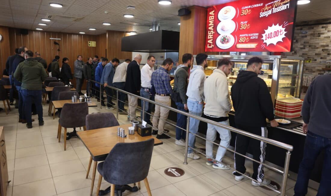 Çayırova Belediyesi, Şelale Park Sosyal Tesisleri'nden sonra Akse Meydan Sosyal