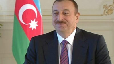 Aliyev, 100’ün üzerinde önde gelen sivil toplum kuruluşu temsilcisinin bir