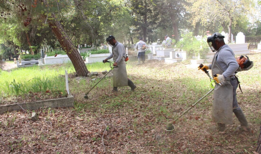 Antalya Büyükşehir Belediyesi Mezarlıklar Şube Müdürlüğü ekipleri, Antalya’nın doğu ve