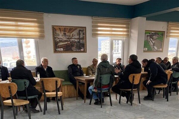 Ardahan Emniyet Müdürlüğü’nden yapılan açıklamada, İl Emniyet Müdürü Şener’in, merhum