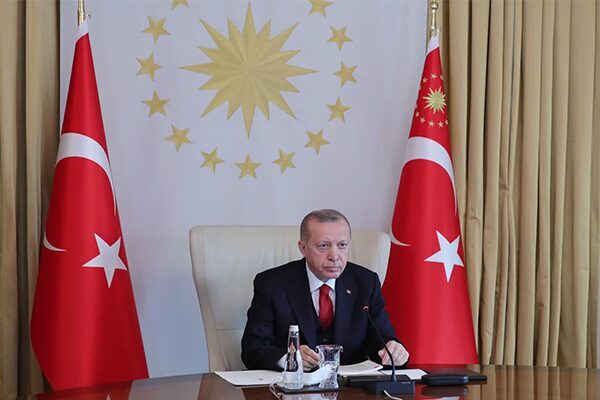 Karara göre, Cumhurbaşkanlığı İletişim Başkanlığı'nda İstanbul Bölge Müdür Metin Erol,