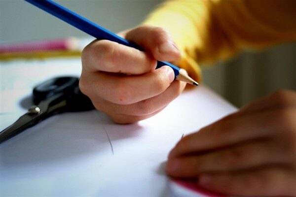 Valilikten yapılan açıklamaya göre, valilik Hevsel Toplantı Salonu’nda düzenlenen protokol