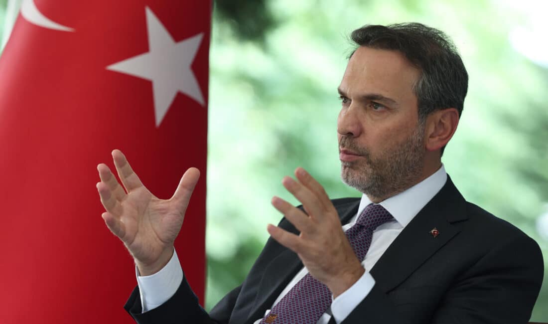 Enerji ve Tabii Kaynaklar Bakanı Bayraktar, Bakü’deki programı kapsamında Romanya