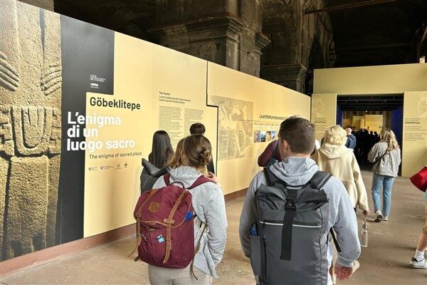 Bakanlıktan yapılan açıklamaya göre, İtalya'nın başkenti Roma'da, dünyanın dört bir