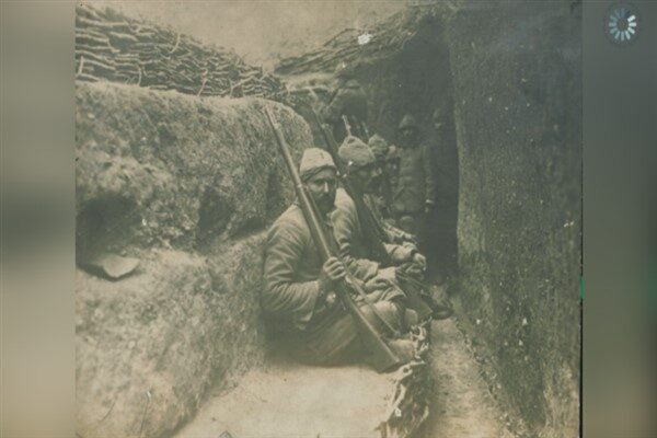 HİBYA muhabirinin, Milli Savunma Bakanlığının 1957 yılında yayımladığı ''1915'te Çanakkale'de