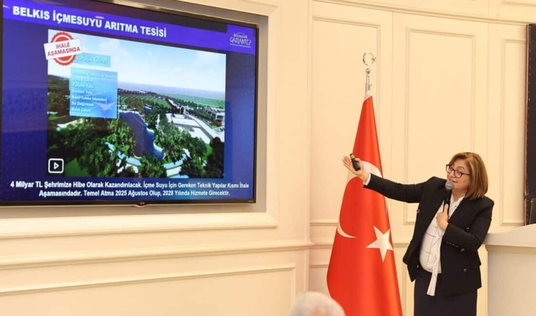 Büyükşehir Belediyesi Meclis Toplantı Salonu’ndaki programda Başkan Şahin, 1 yılda