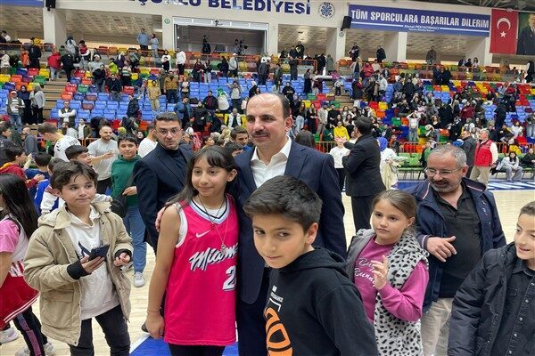 Selçuklu Belediyesi Spor Salonu’nda Pizzabulls Co Basket ile karşılaşan sarı-siyahlı