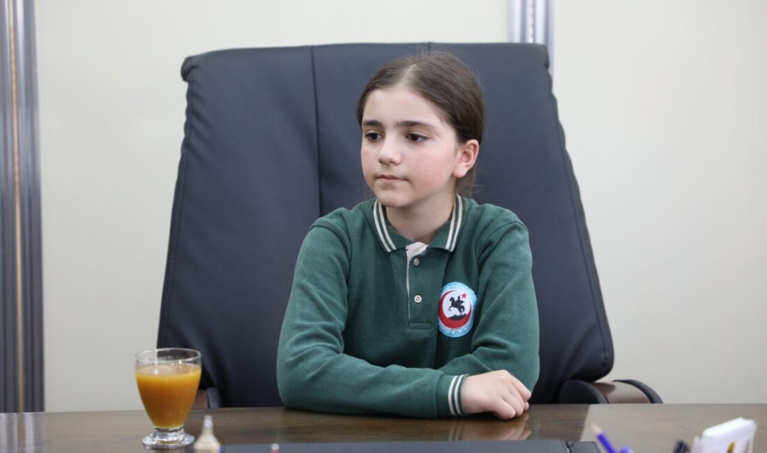 Etkinlikler kapsamında İl Milli Eğitim Şube Müdürü Dursun Yeşil, Fatih