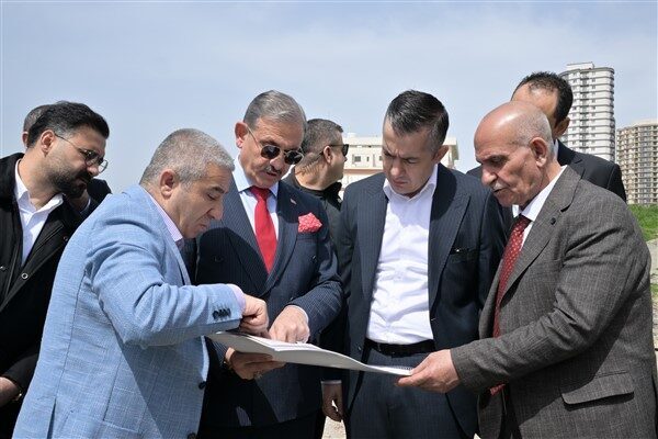 Esenyurt Belediye Başkan Vekili Can Aksoy, mahalle ziyaretleri kapsamında bu