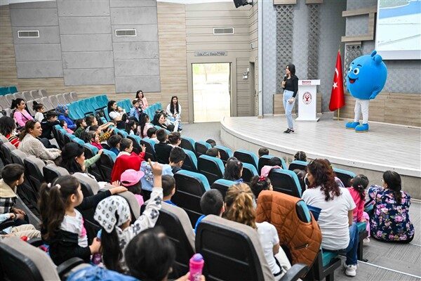 Nevzat Kavalar Kültür Merkezi ve Nikah Salonu’nda düzenlenen etkinlikte, “Şıpşıp”