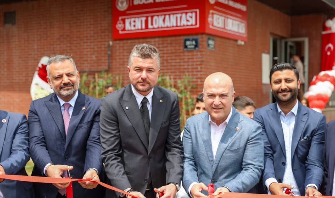 Buca'da Dokuz Eylül Üniversitesi Tınaztepe Yerleşkesi karşısında açılan Üçüncü Kent