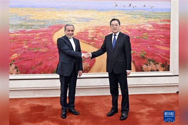 Çin Başbakan Yardımcısı Ding Xuexiang, bugün başkent Beijing’de İran Dışişleri
