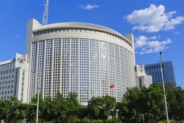 Çin Dışişleri Bakanlığı Sözcüsü Lin Jian, bugün Beijing’de düzenlenen basın