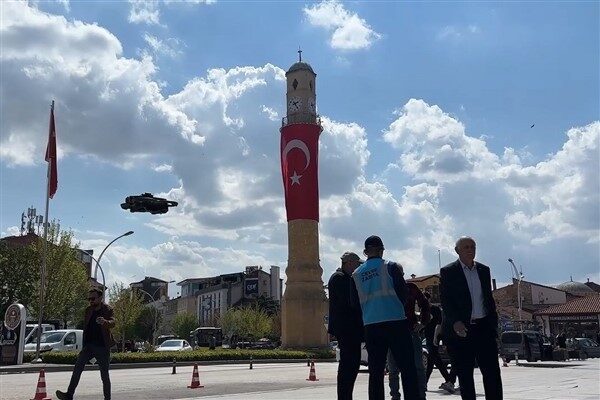 Zabıta Müdürlüğü tarafından kurulan Çevre Zabıta ekibi, ilk olarak halkı