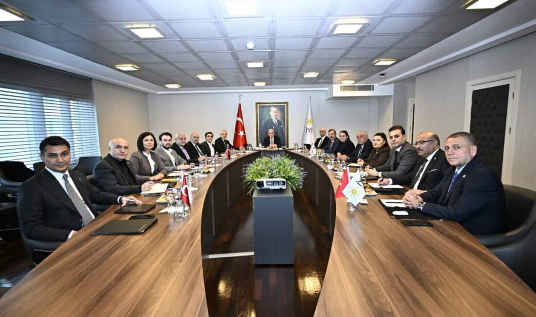 İYİ Parti Genel Başkanı Müsavat Dervişoğlu, genel merkez ek binada