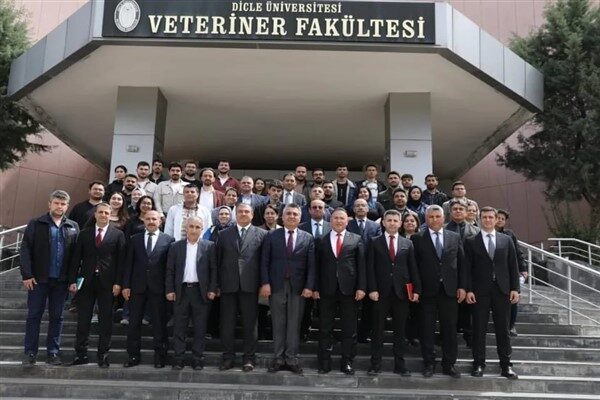  Etkinlik, bölgedeki hayvancılık sektörünün sorunlarına çözüm aramayı ve sektörel gelişimi