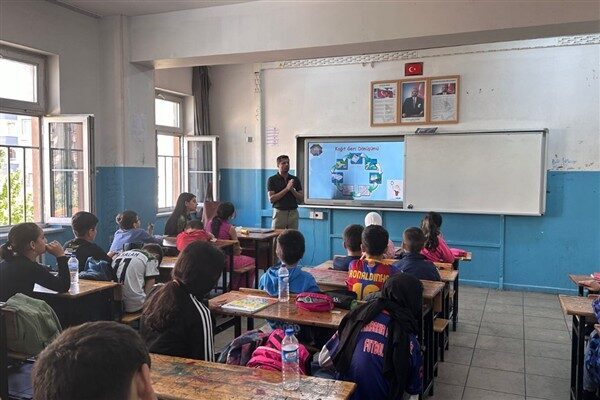 Çevre koruma bilincinin erken yaşta kazandırılması amacıyla Çevre Koruma ve