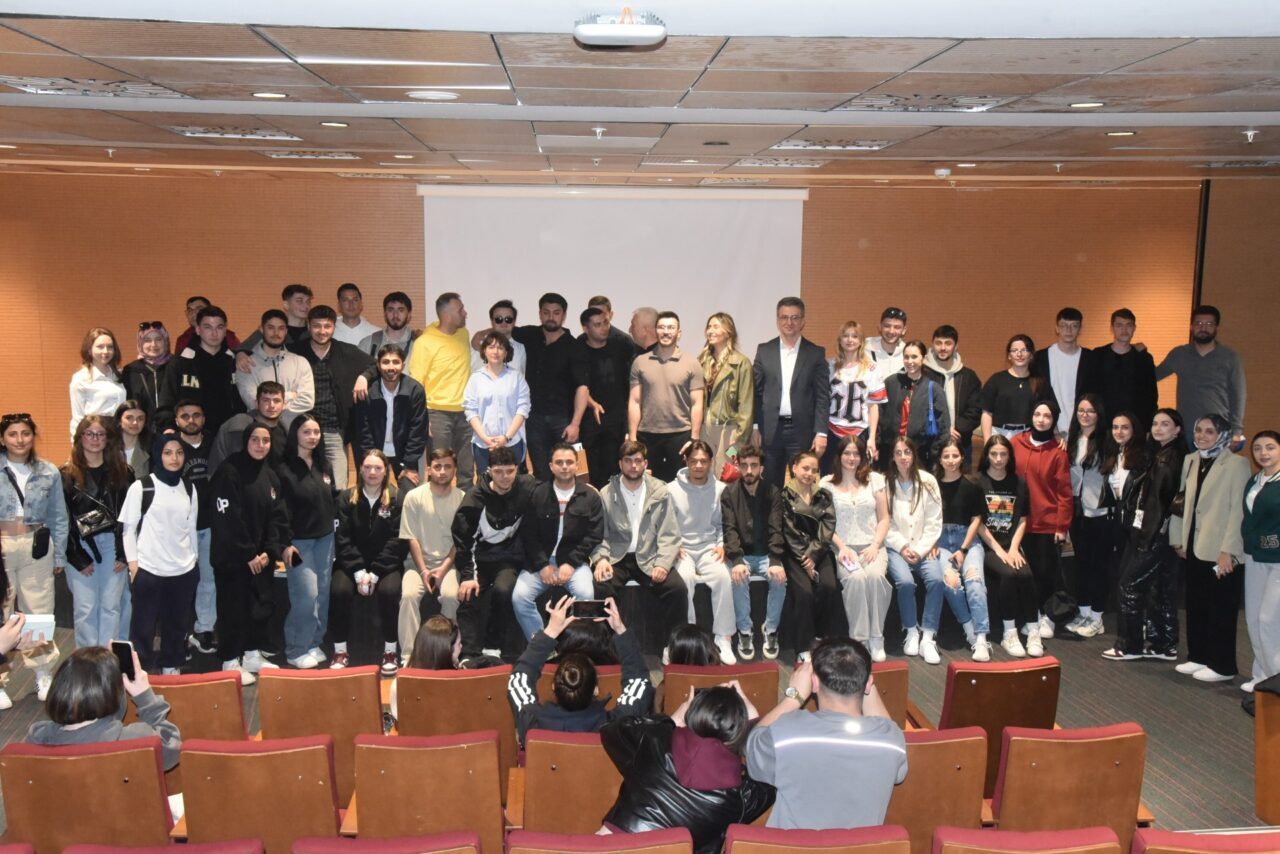 Etkinliğin moderatörlüğünü Spor Bilimleri Fakültesi Spor Yöneticiliği Bölümü Dr. Öğr.