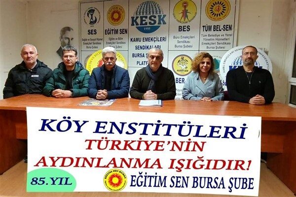 Eğitim Sen Bursa Şube Başkanlığında yapılan toplantıda konuşan Derviş Erdem,