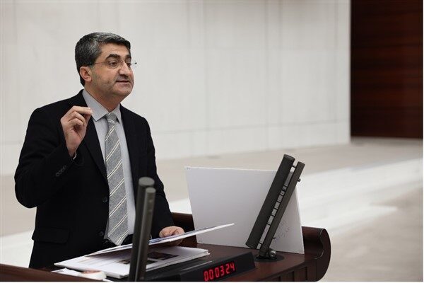 DEVA Partisi Genel Başkan Yardımcısı ve Mersin Milletvekili Mehmet Emin